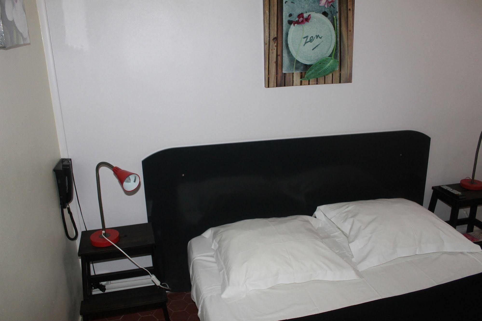 Hotel Des Moulins Allauch Ngoại thất bức ảnh