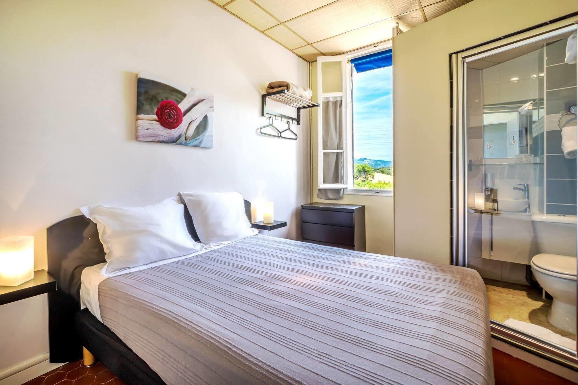 Hotel Des Moulins Allauch Ngoại thất bức ảnh